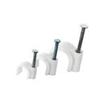 Obujmica sa ekserom 4-7 mm bela (100kom) 365-301