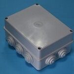 Nadgradna razvodna kutija 190x140x100 sa uvodnicom BP11070