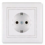 PRESTIGE uticnica dvopolna 16A porc. bez medjur. ALC600.00